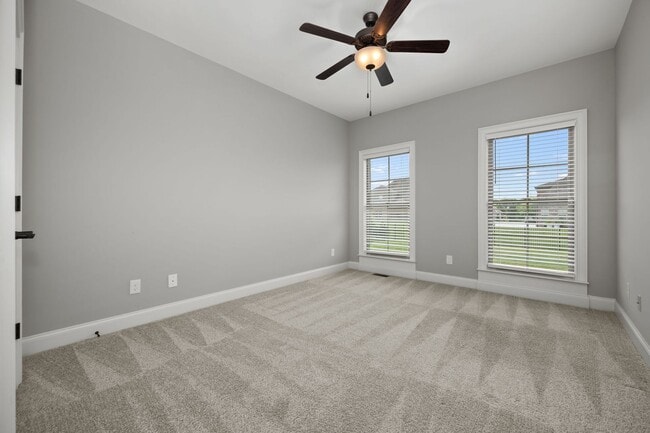 Building Photo - Luxury Home For Rent