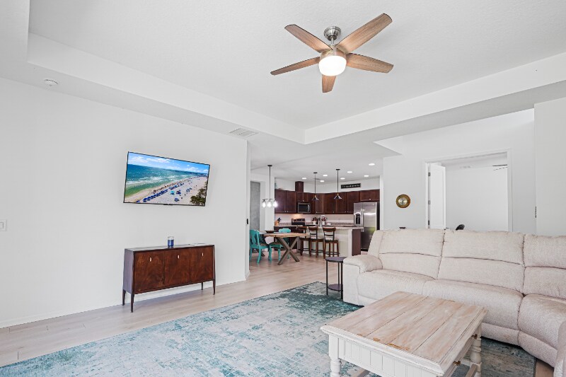 Building Photo - 9337 Cool Breeze Dr