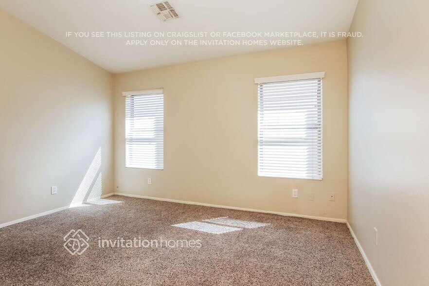 Building Photo - 6832 W Rancho Dr