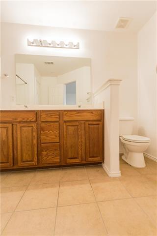 Building Photo - 10371 Darkwood Dr