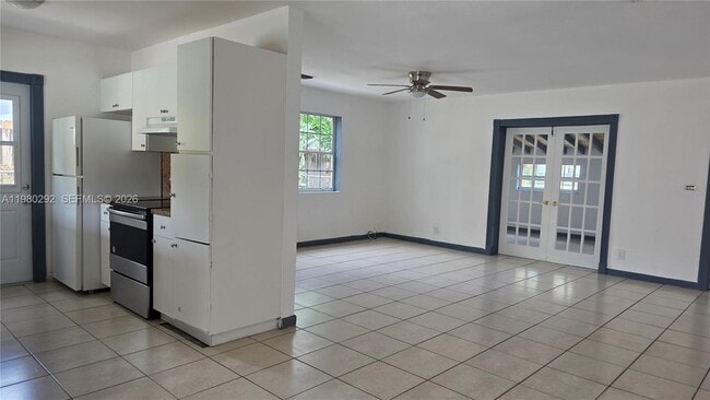 Building Photo - 2100 N 62nd Ave