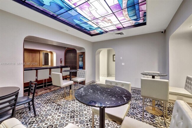 Building Photo - 2751 S Ocean Dr