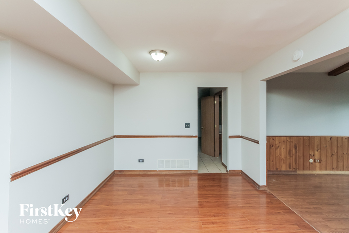 Building Photo - 2207 Wentworth Ct