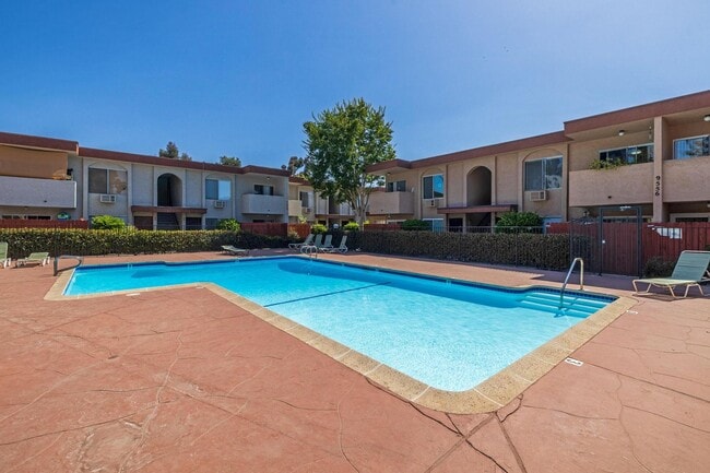 Building Photo - Modern 1BD Retreat with Dishwasher, Pool & Spa