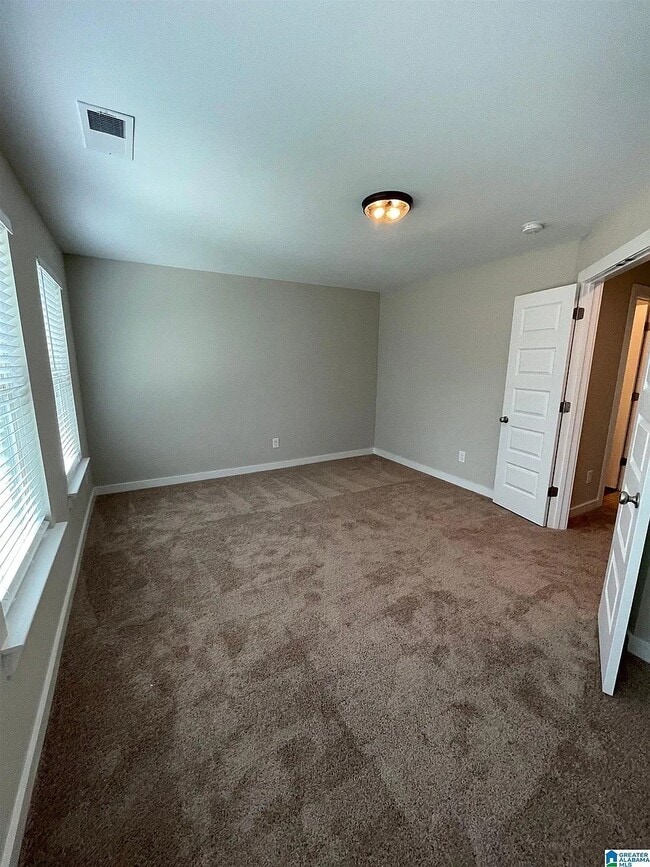 Building Photo - 90 Buckhorn Cir