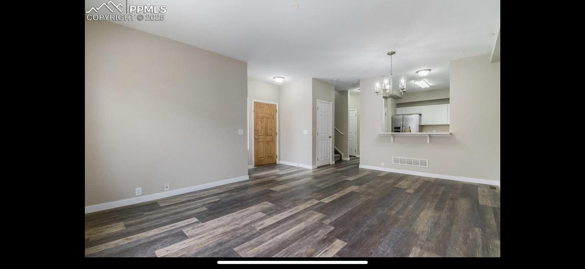 Building Photo - 9758 Laredo St