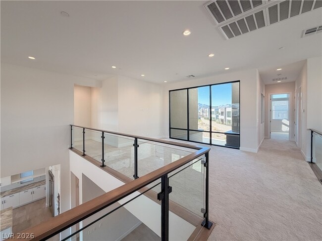 Building Photo - 10761 Canyon Bloom Dr