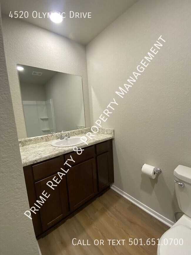 Building Photo - 4520 Olympic Dr