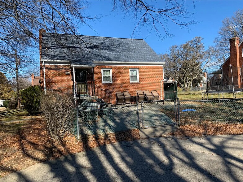 Rear of home - 3403 Aberdeen St