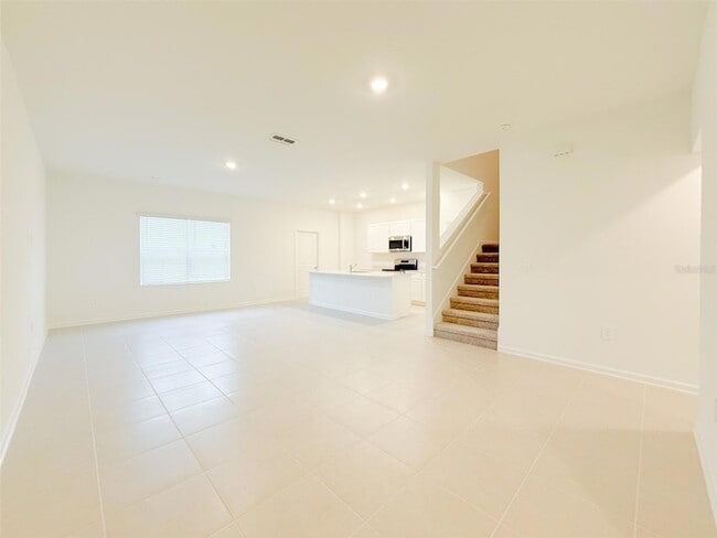 Building Photo - 1991 Stake Out Wy