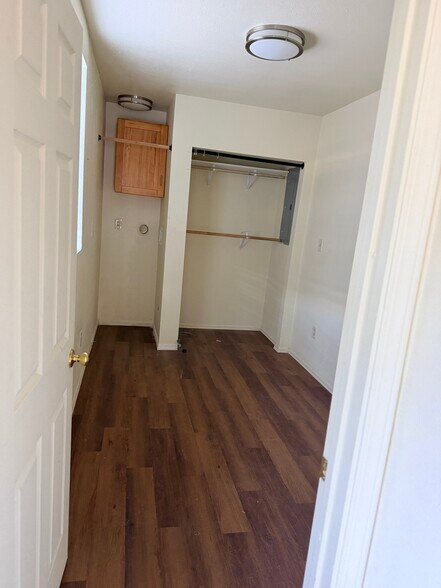 Building Photo - 1654 SW 114th St