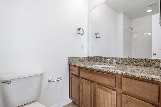 Building Photo - 12787 Jasmine Ct