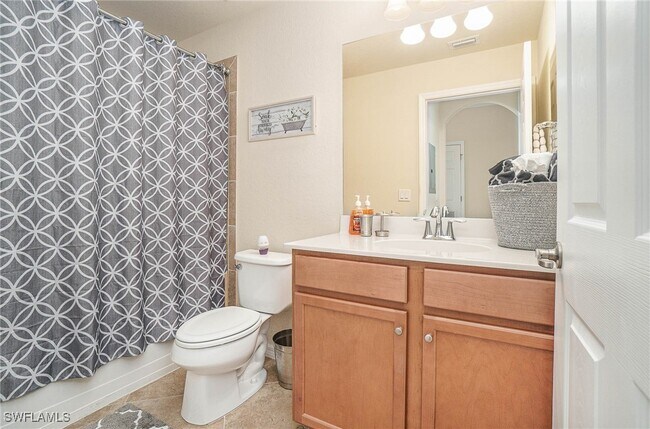 Building Photo - 9731 Acqua Ct