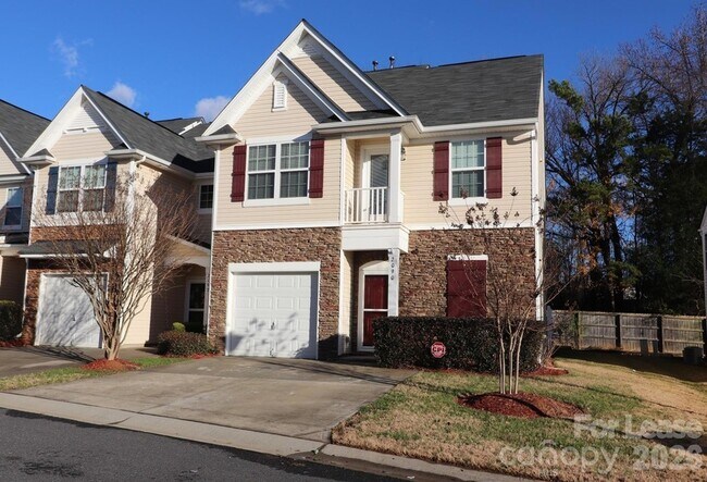 Building Photo - 2090 Shady Pond Dr