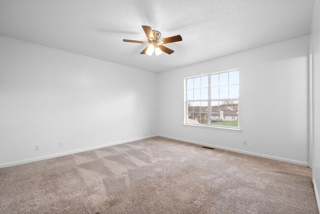 Building Photo - 3 Bed 2 Bath Home Near Post for Rent!