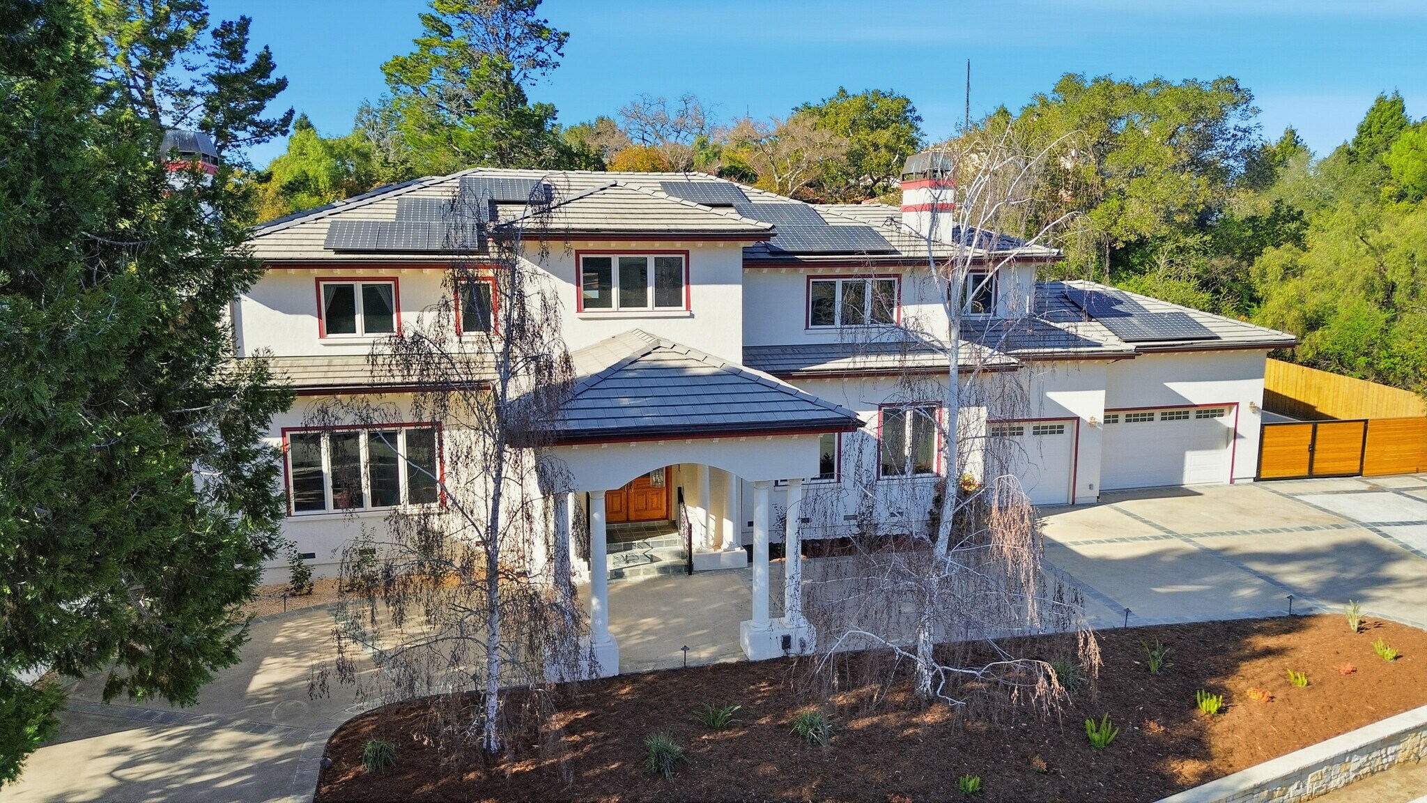 Building Photo - 544 Sunset Way