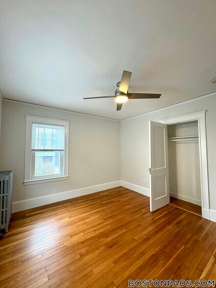 Building Photo - 17 Edgecliff Rd