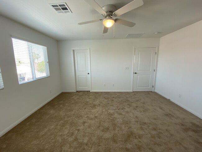 Building Photo - 2212 Stone Well Rd