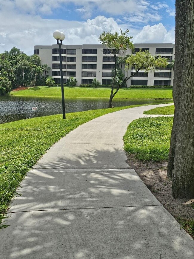 Building Photo - 1780 Palm Cove Blvd