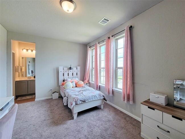 Building Photo - 6322 Cambrai Wood Ln