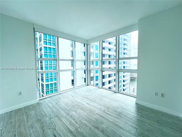 Building Photo - 951 Brickell Ave