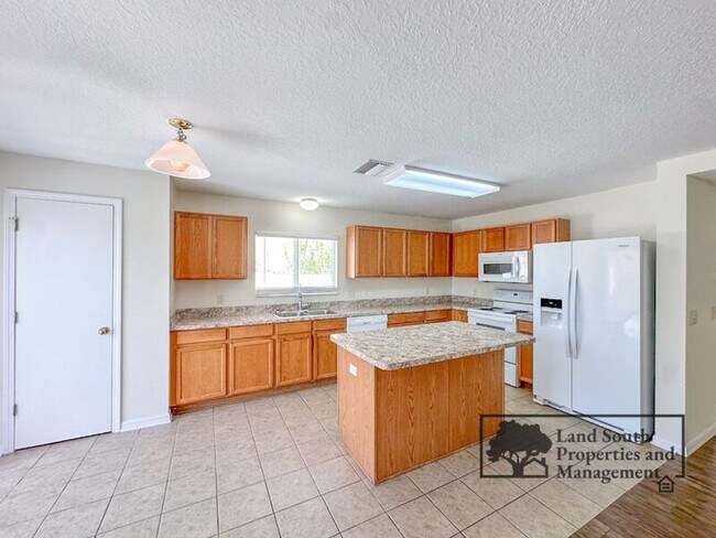 Building Photo - 7509 Hunters Greene Cir