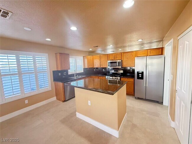 Building Photo - 9083 Red Lava Ct