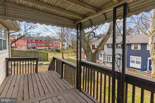 Building Photo - 462 Worthington Rd