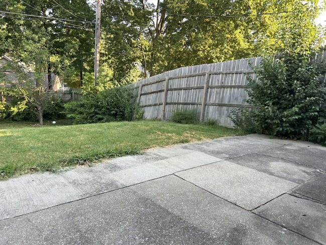 Building Photo - 457 Channing Way