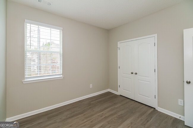 Building Photo - 6311 Grey Fox Way