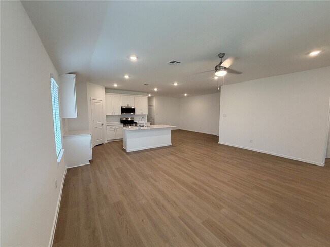 Building Photo - 1503 Knox Hill Path