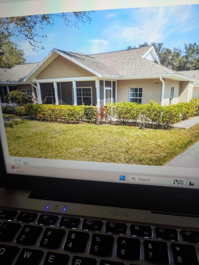 Building Photo - 1651 Red Oak Ln