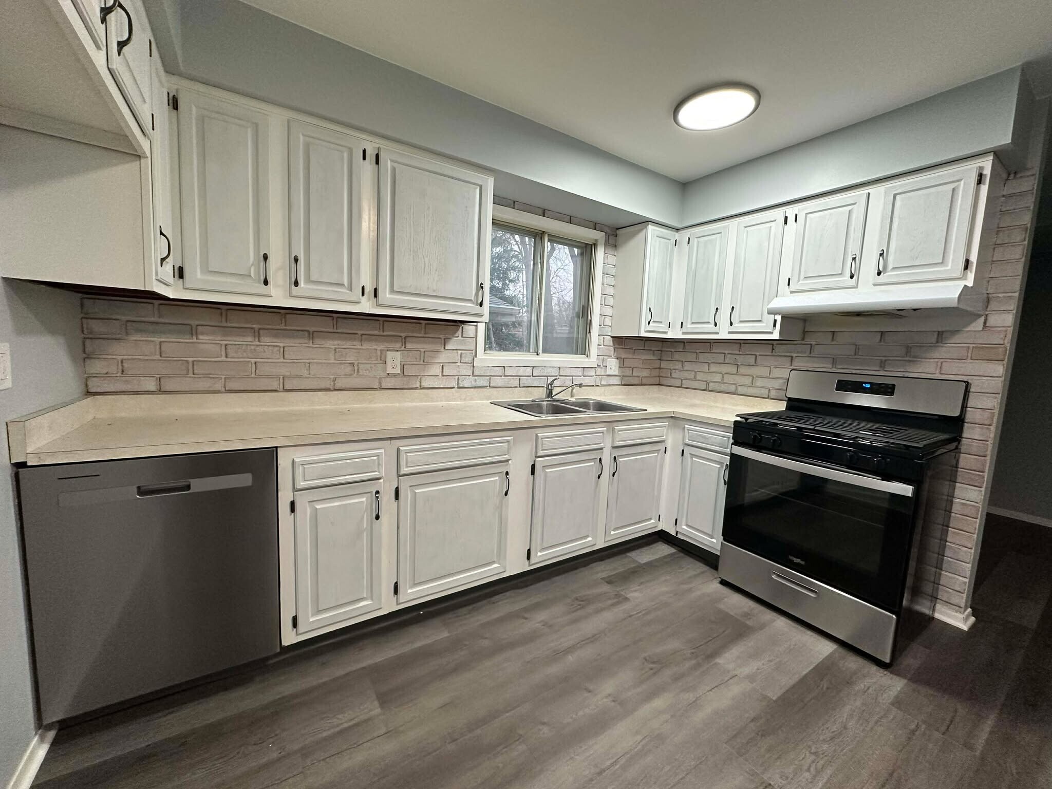 Building Photo - 4405 Meachem Rd