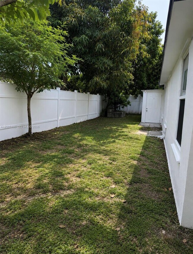 Building Photo - 3540 NW 38th Terrace