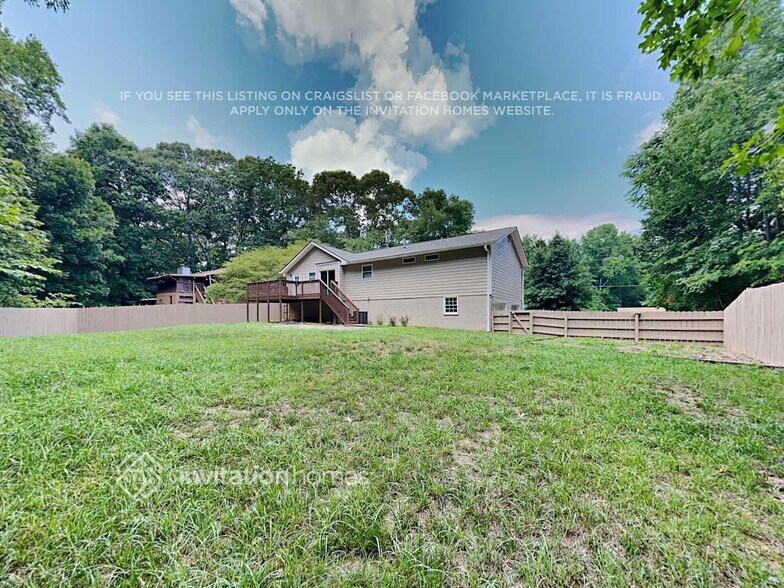 Building Photo - 2777 Kellogg Creek Rd