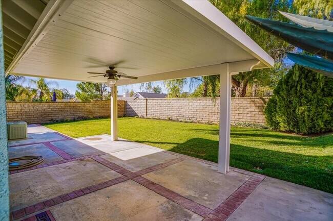 Building Photo - 27221 Camden Pl