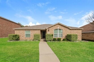 Building Photo - 1026 Barrymore Ln