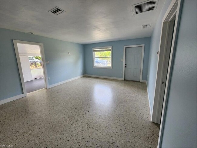 Building Photo - 27001 Sun Aqua Ln