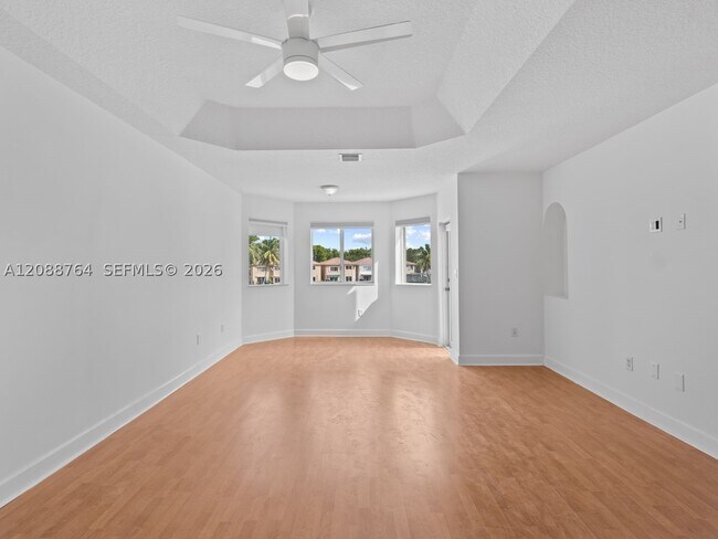 Building Photo - 11149 NW 72nd Terrace