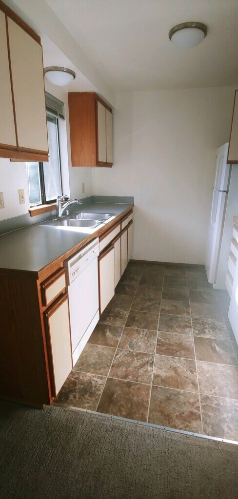 Building Photo - Perrin Village - 2 bedrooms