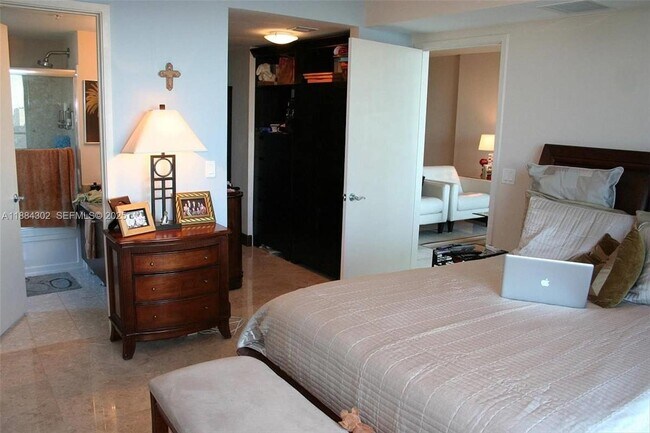 Building Photo - 185 SW 7th St