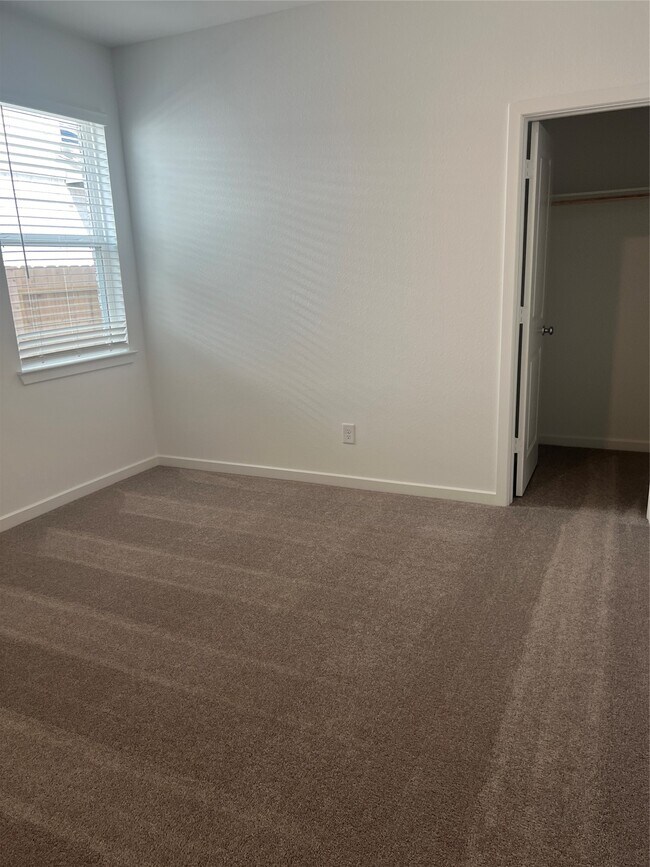 Building Photo - 22111 Strathfield Cir