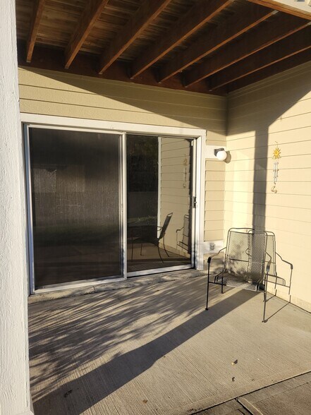 Patio - 30 Creekwood Dr