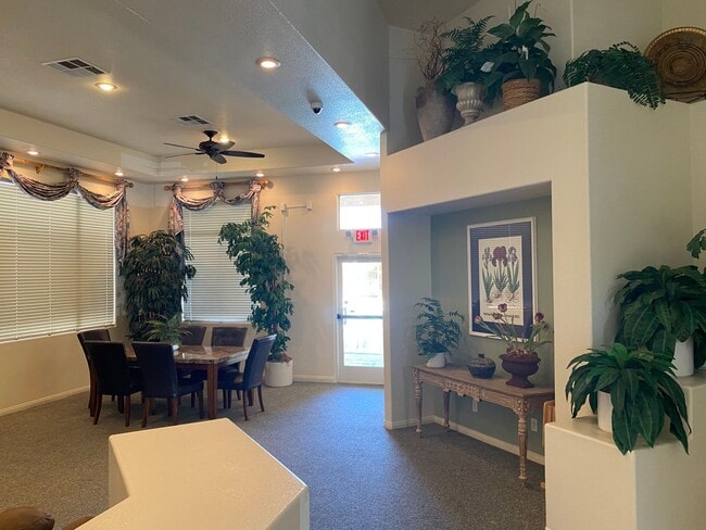 Building Photo - SE!!! Gated!! 2 Bedroom 1st Floor with Bal...