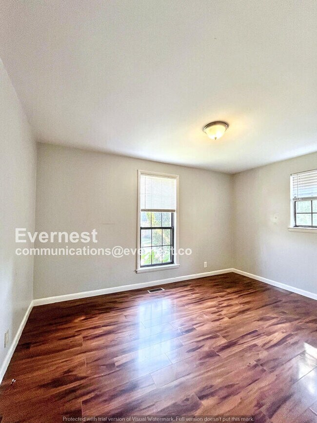 Building Photo - 209 Panamint Dr