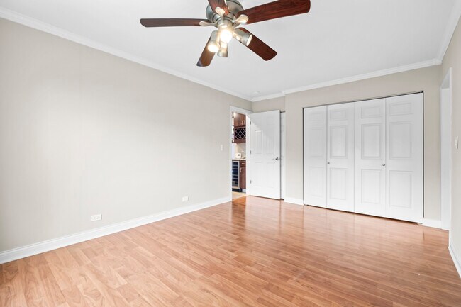 Building Photo - 3952 Oak Ave