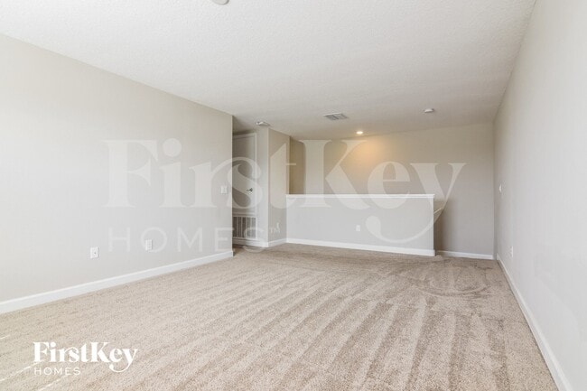 Building Photo - 10018 Sage Creek Dr