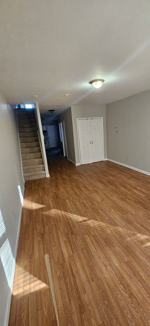 Building Photo - 4 Bed 1.5 Bath in Trenton