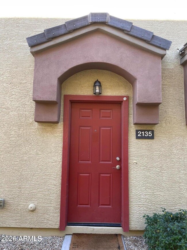 Building Photo - 2150 W Alameda Rd