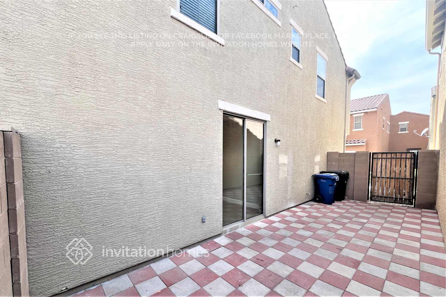 Building Photo - 451 S Hawes Rd